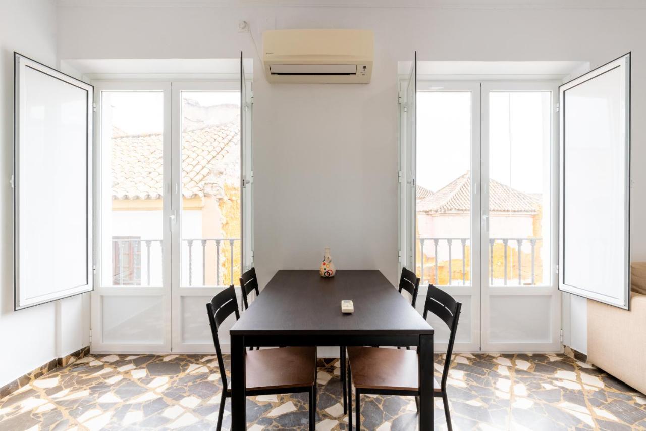 Aoa Conde De Ibarra Apartment Seville Ngoại thất bức ảnh